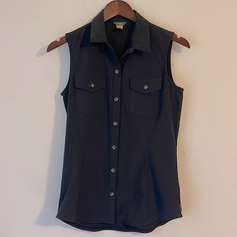 Black Eddie Bauer button down tank top